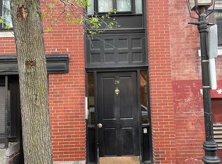 29 Grove St APT 6, Boston, MA 02114