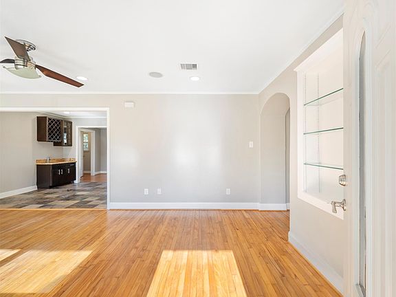 4th image of 1712 Nina Lee Ln