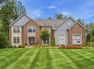 9278 Shallow Creek Dr, Loveland, OH 45140