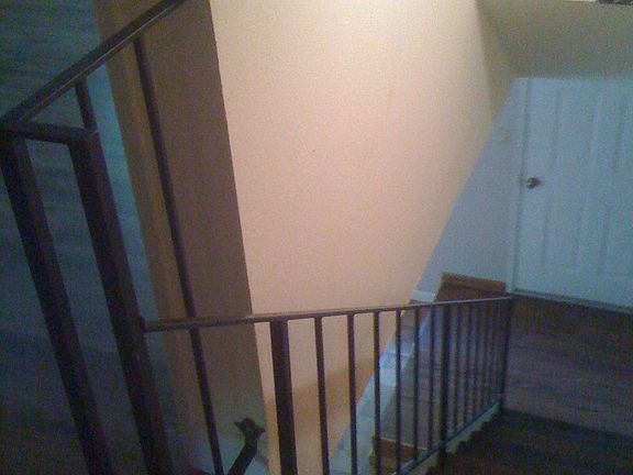 5th image of 4012 Knoll Top Ct