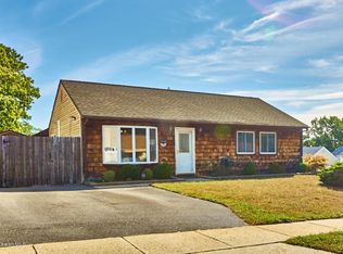 88 Schooner Ave, Barnegat, NJ 08005
