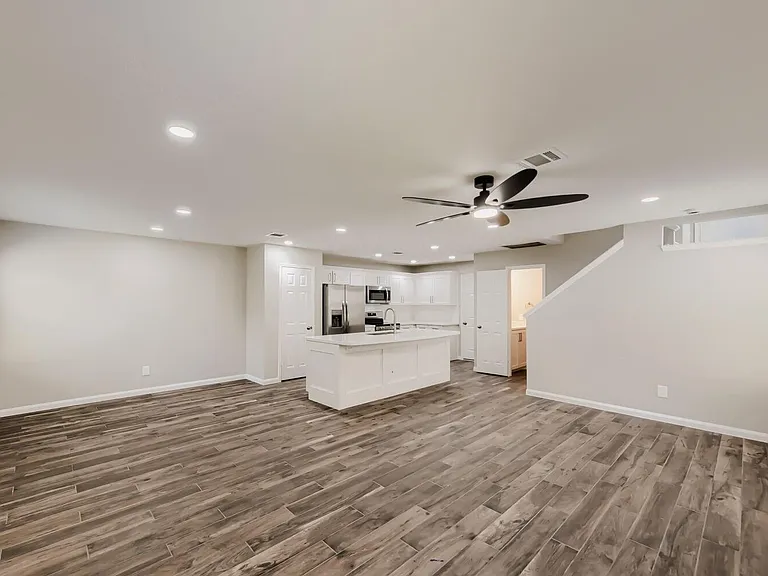 11 Wineberry Pl — Photo 4