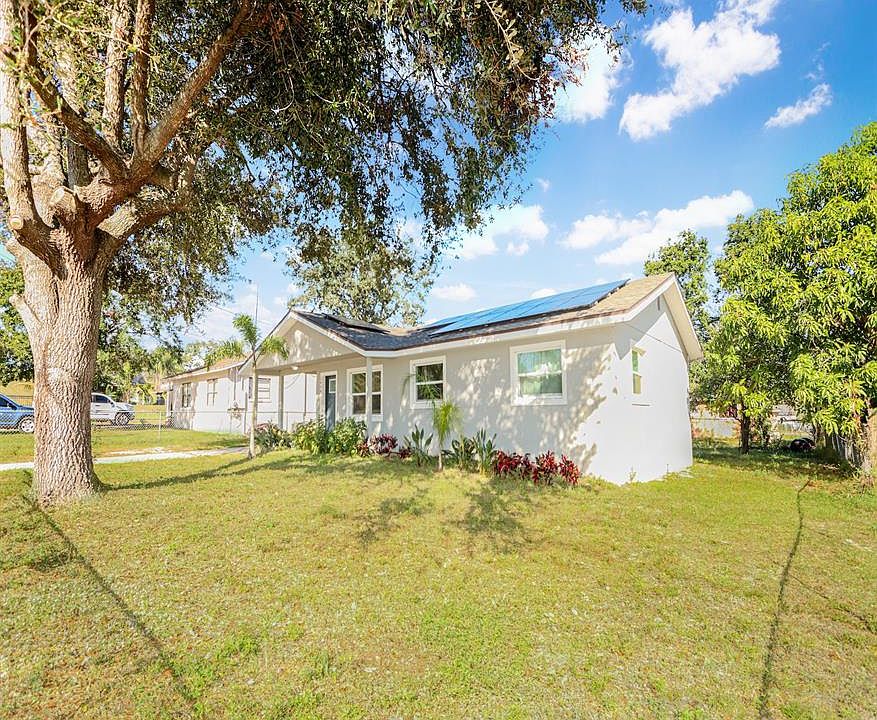 1st image of 2404 PRYOR AVENUE