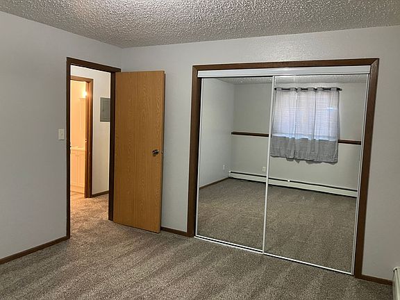 4th image of 1218 3rd St NE #6