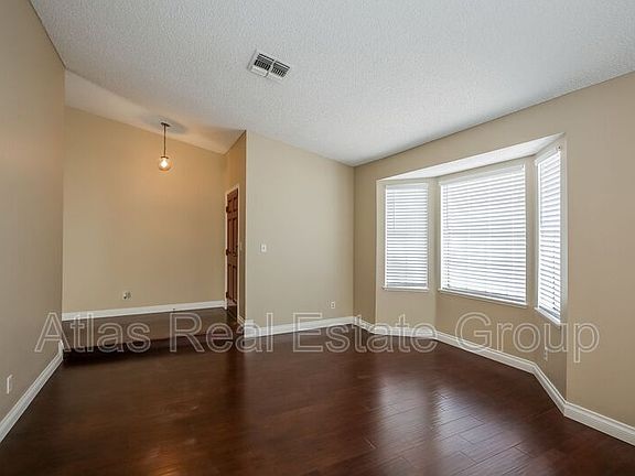 2nd image of 4816 Evergreen Glen Dr
