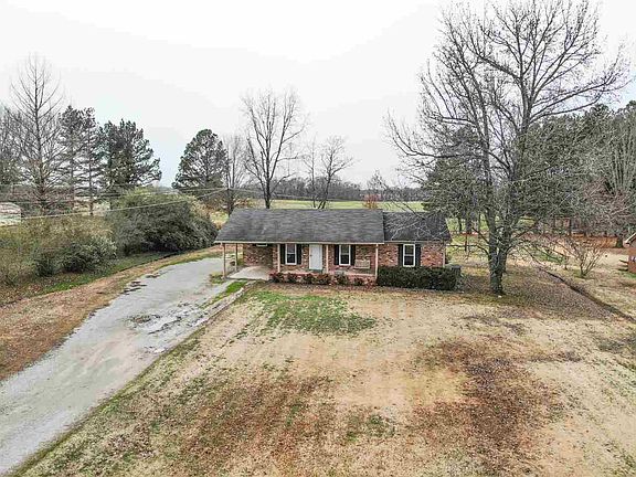 2nd image of 623 Cox Ln
