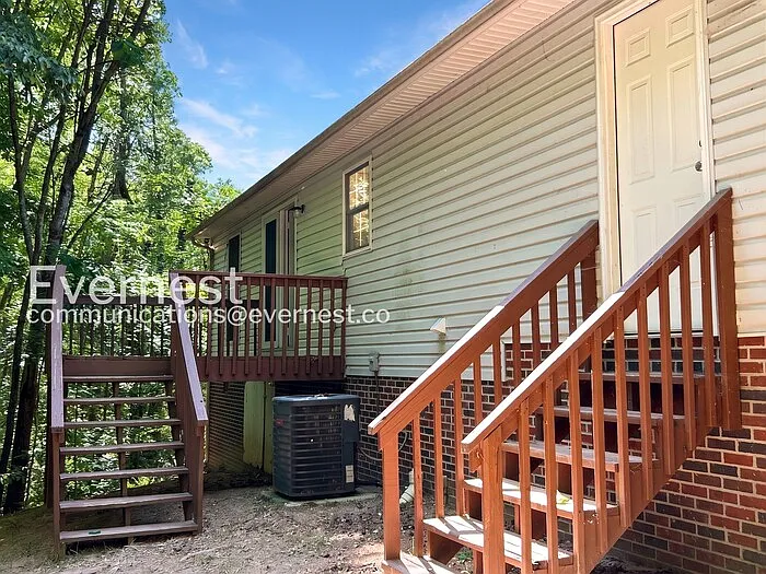 119 Creek Branch Dr — Photo 13