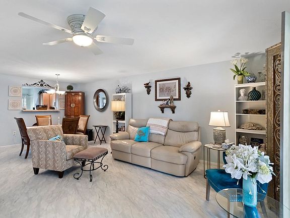 5th image of 141 Pinehurst Dr #141