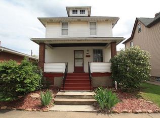 605 Saint Clair St, Latrobe, PA 15650
