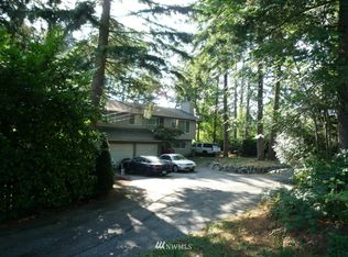 19929 Damson Rd, Lynnwood, WA 98036