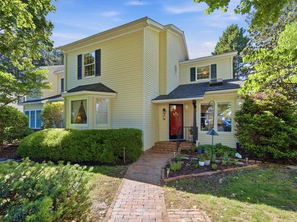 396 Lyndfield Close, Pittsboro, NC 27312