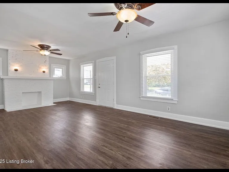 639 Harrison Ave — Photo 3