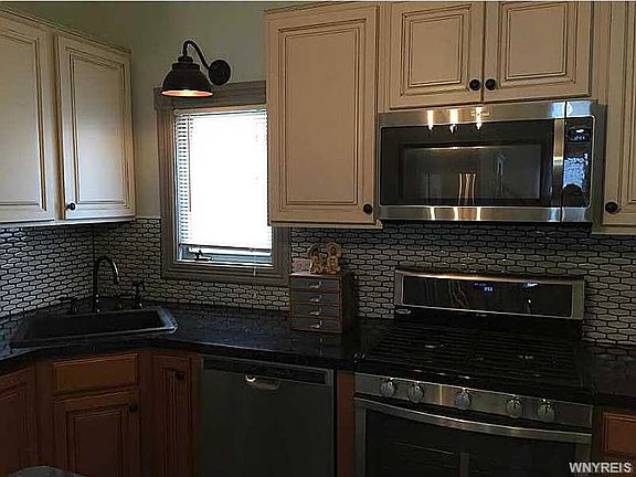 4th image of 27 Holland Pl