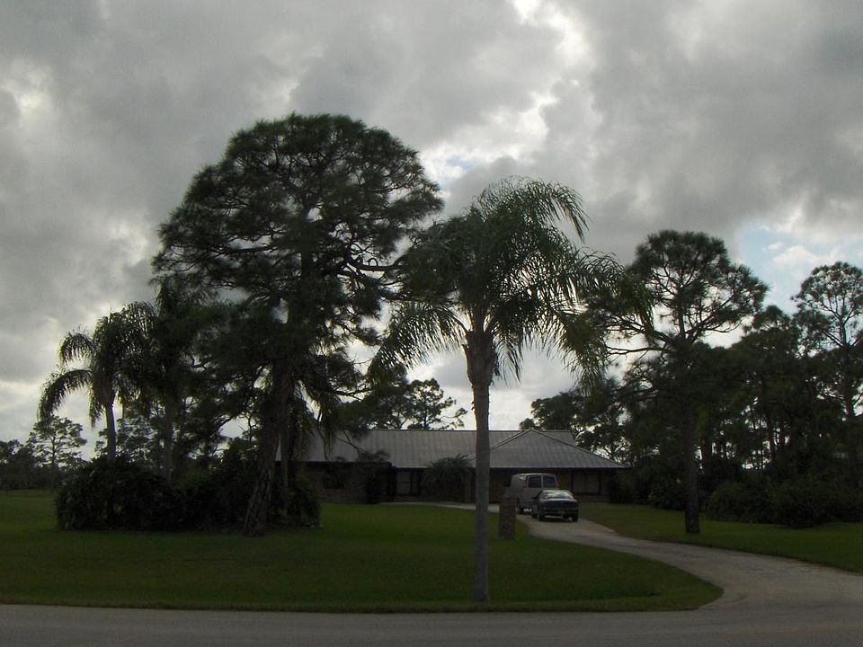 1st image of 4222 SW Bimini Cir N