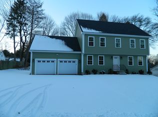 11 Barstow Rd, Walpole, MA 02081