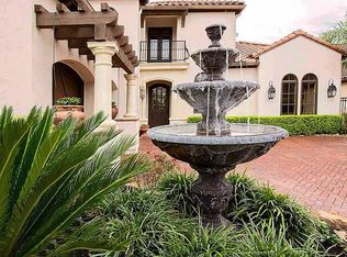 11 Libretto Ct, Spring, TX 77382