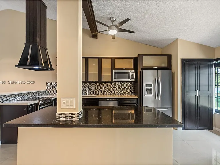10398 Orange Ct #10398 — Photo 7