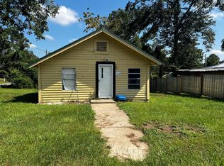 701 Cleveland St, Douglas, GA 31533