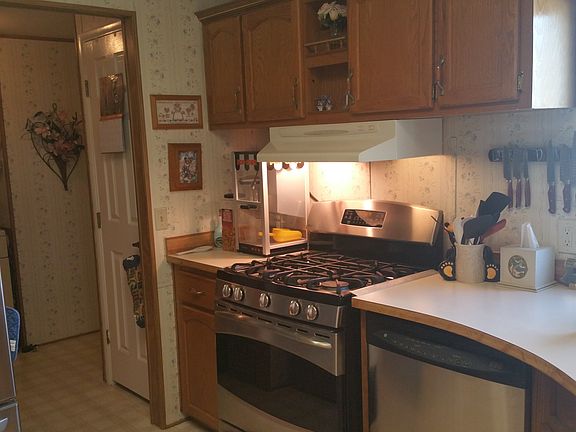 lots of counter space