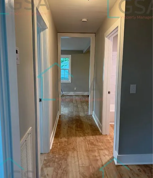 694 Saxon Ave — Photo 8