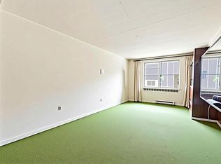 67-87 Booth St #4C, Forest Hills, NY 11375