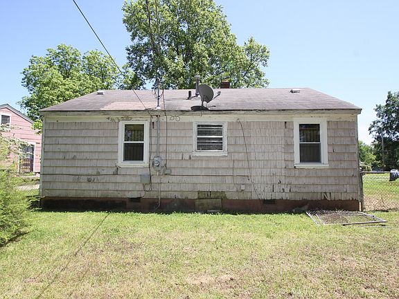 4th image of 378 Fernwood Ave