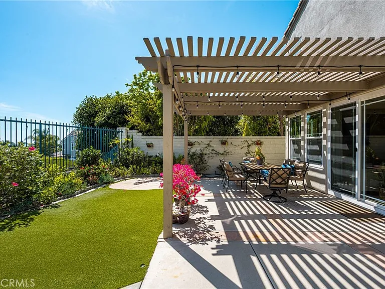 4 Santa Rita — Photo 43