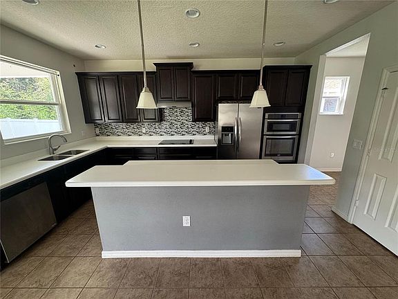 4th image of 2936 BOATING BOULEVARD