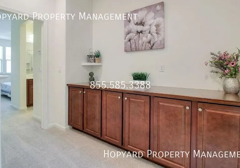 215 Siderno Ct — Photo 6
