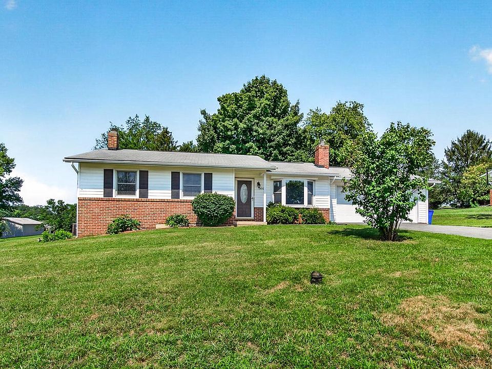1st image of 9209 Oak Tree Cir
