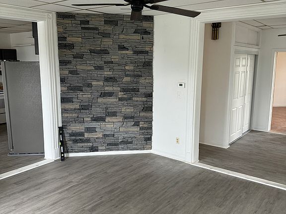 5th image of 25 Hamburg Ave