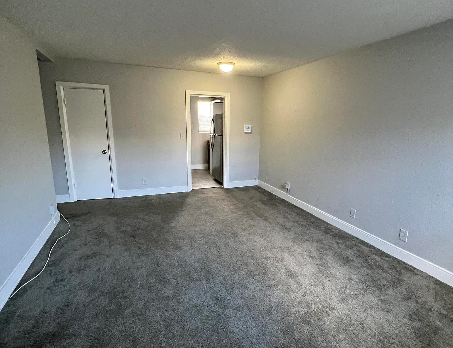 2 bed, 1.0 bath, 900 sqft, $1,695 — Photo 3