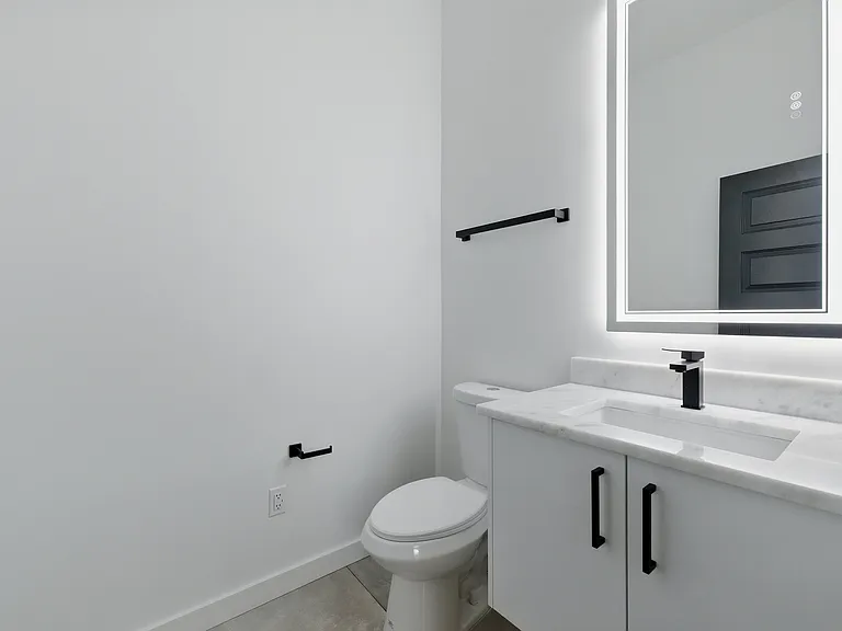 3299 Sims St — Photo 7
