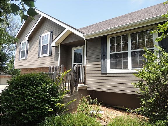 2nd image of 701 Ginger Hill Dr