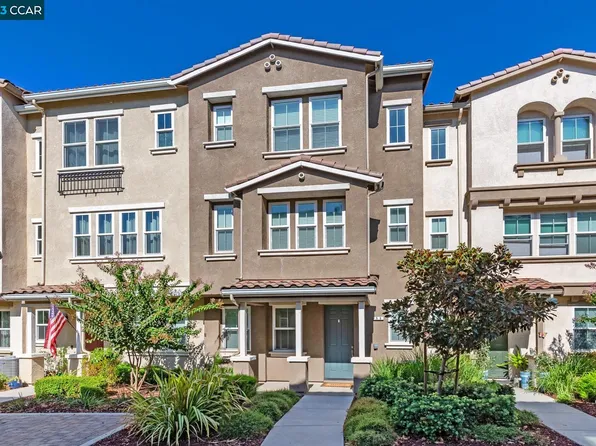 58 La Mancha Ln, Morgan Hill, CA 95037