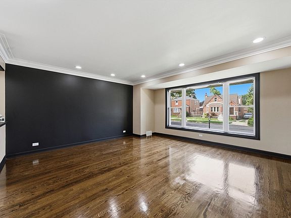 5th image of 8445 S Wolcott Ave