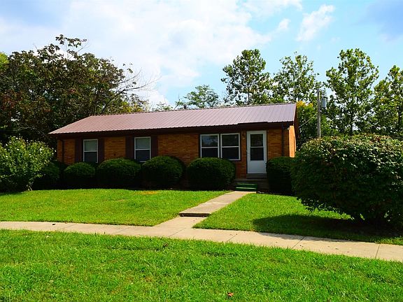 3rd image of 1457 Thames Dr