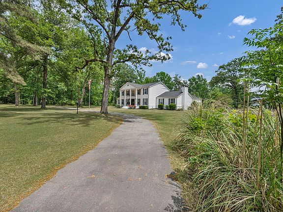 3rd image of 1244 Weston Rd