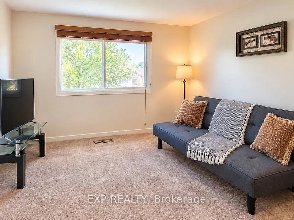 117 Rands Rd — Photo 4