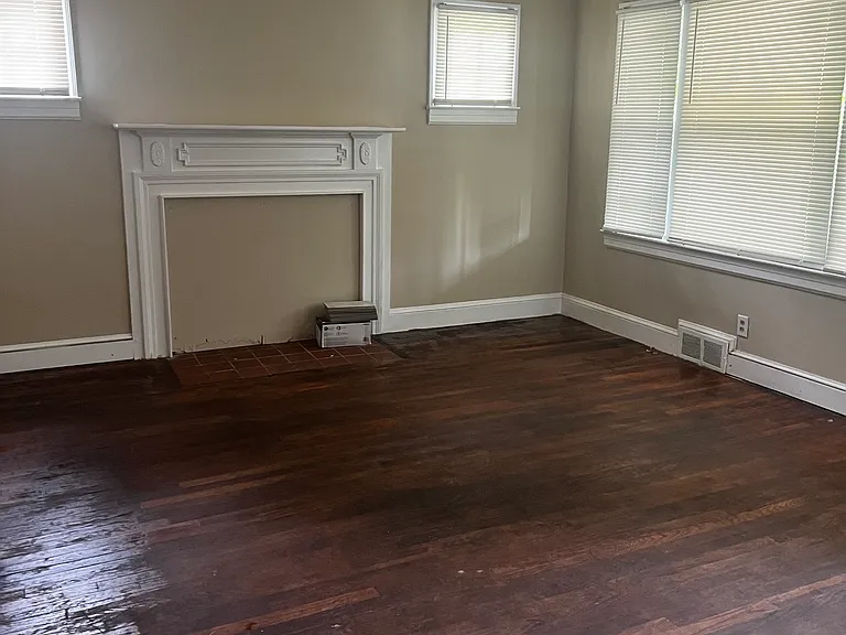 1407 Fitch St — Photo 2