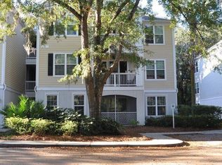 60 Fenwick Hall Aly APT 221, Johns Island, SC 29455
