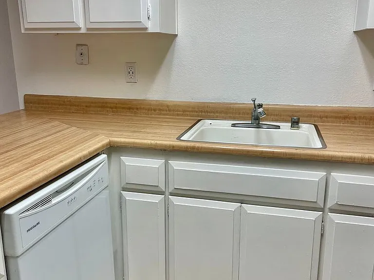 7980 & 7982 Cavalli Way — Photo 6