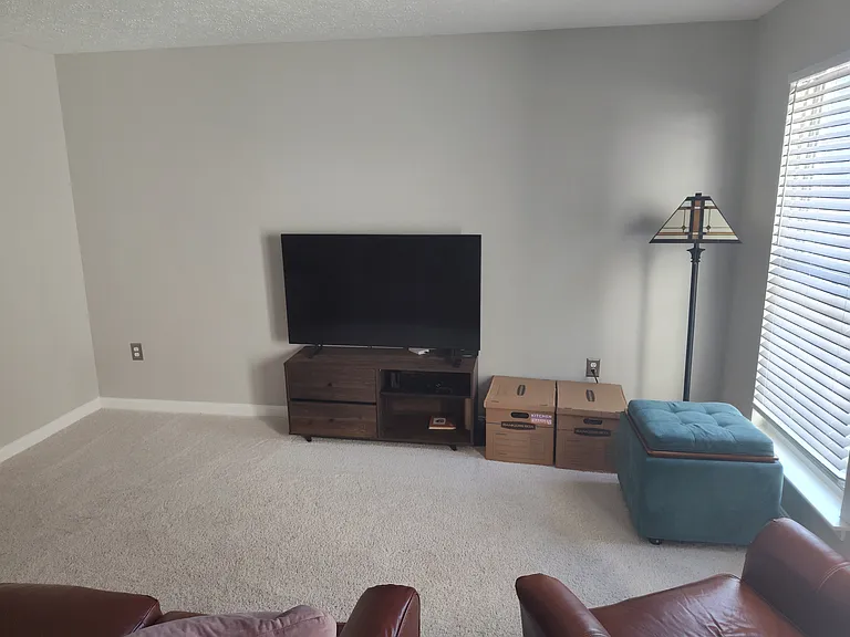 21085 Jenna Ct — Photo 3