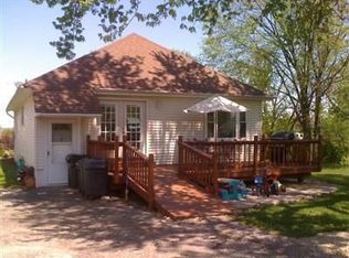 585 E Sharon Rd, Cincinnati, OH 45246