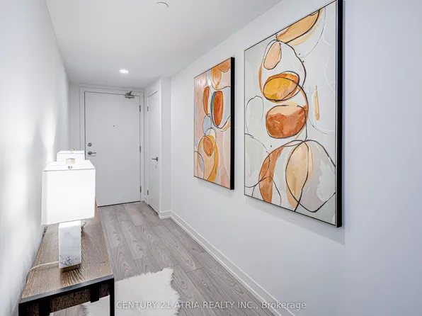 82 Dalhousie St #2803, Toronto, ON M5B 0C5