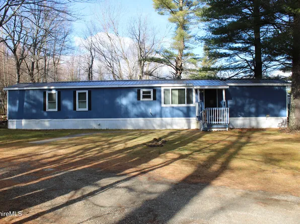 4 Brunet Pl, Hinsdale, MA 01235