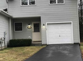 7709 Mykolaitis Ln, Schenectady, NY 12303