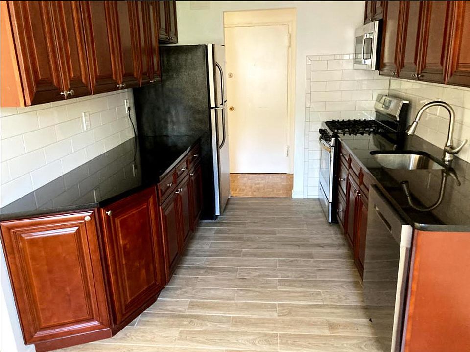 1st image of 110 Fisher Ave APT 2E