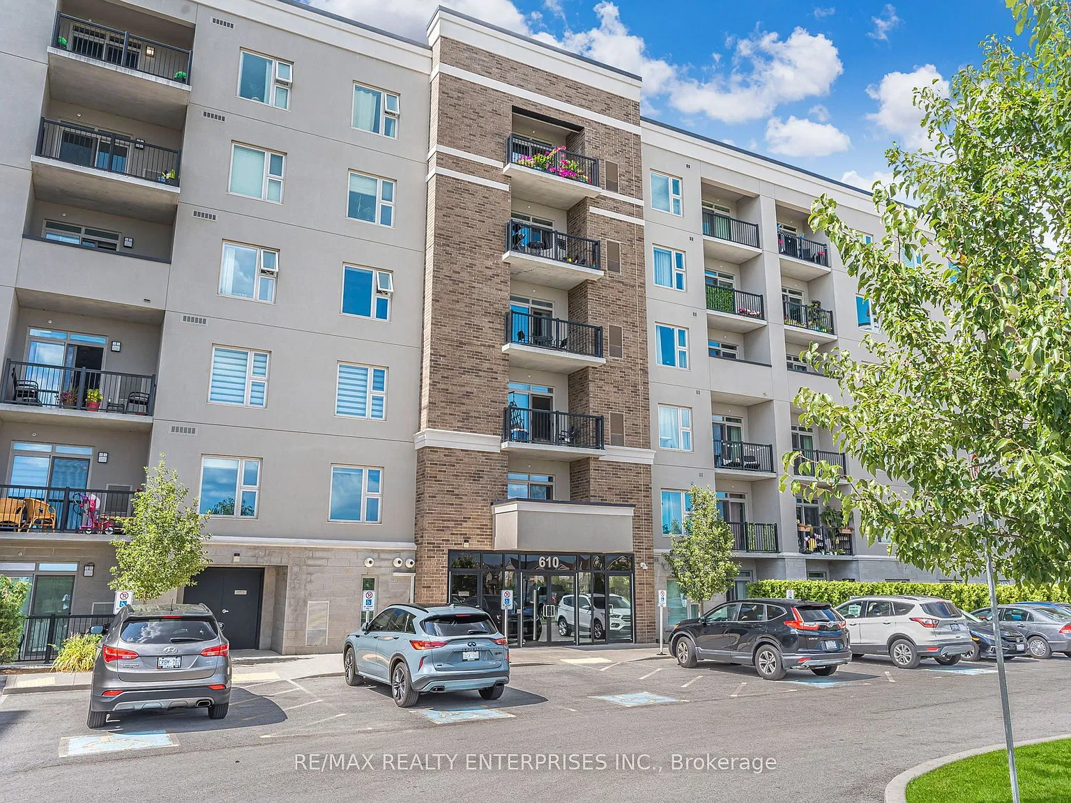 2 bed, $2,700 — Photo 3