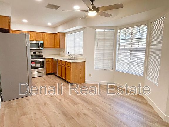 4th image of 6816 E Kings Ave